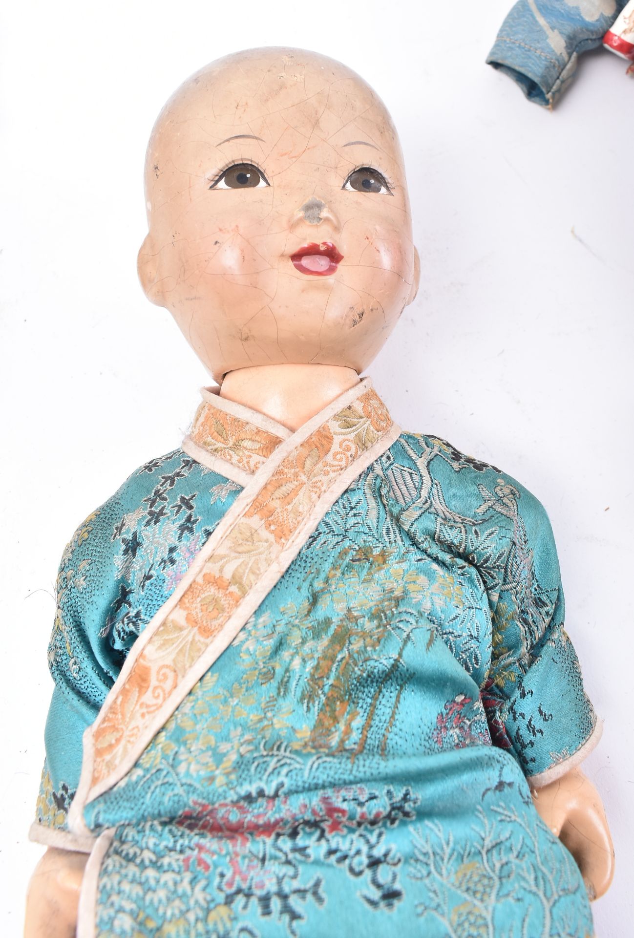 TEN EARLY 20TH CENTURY CHINESE HAND PAINTED CHILD'S DOLLS - Image 4 of 6