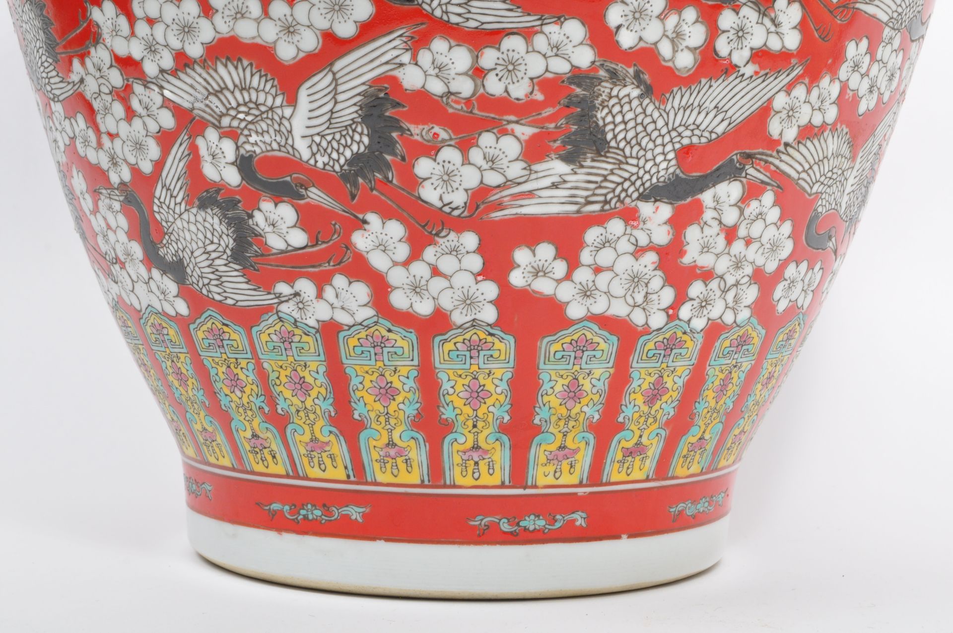 LARGE CHINESE VASE IN RED EMBELLISHED WITH CRANES & BLOSSOM - Image 4 of 6