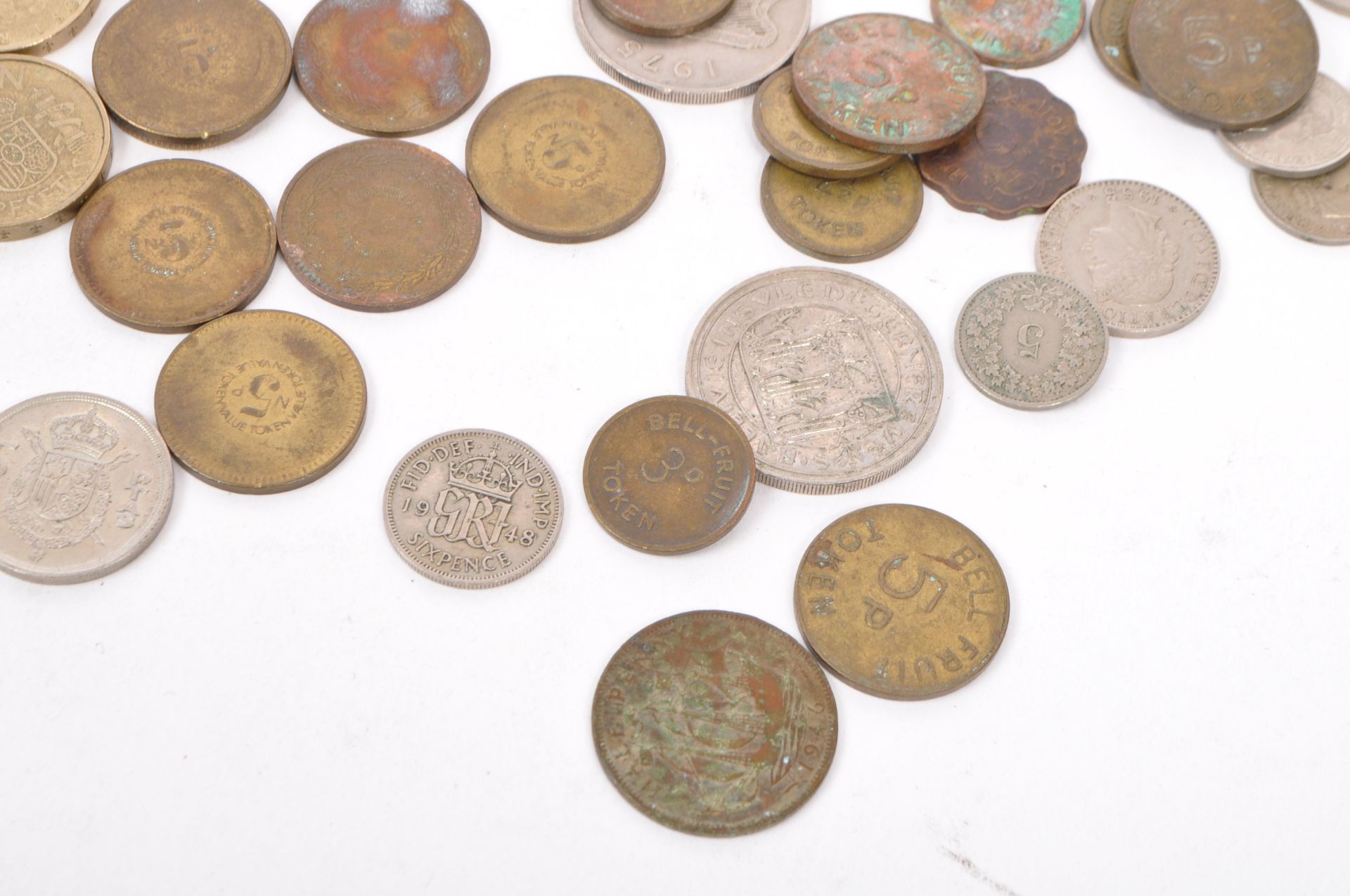LARGE COLLECTION OF 20TH CENTURY UK & FOREIGN COINS - Image 2 of 18