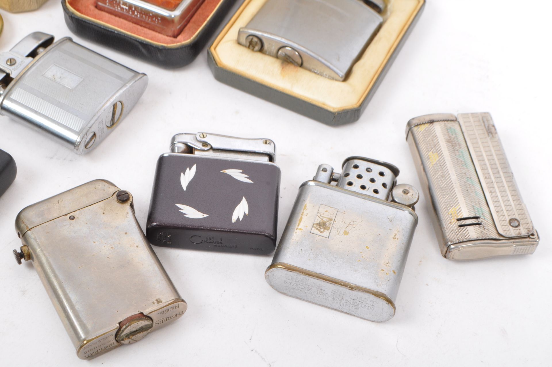 COLLECTION OF RONSON METEOR ZIPPO COLIBRI ORLIK LIGHTERS - Image 2 of 5