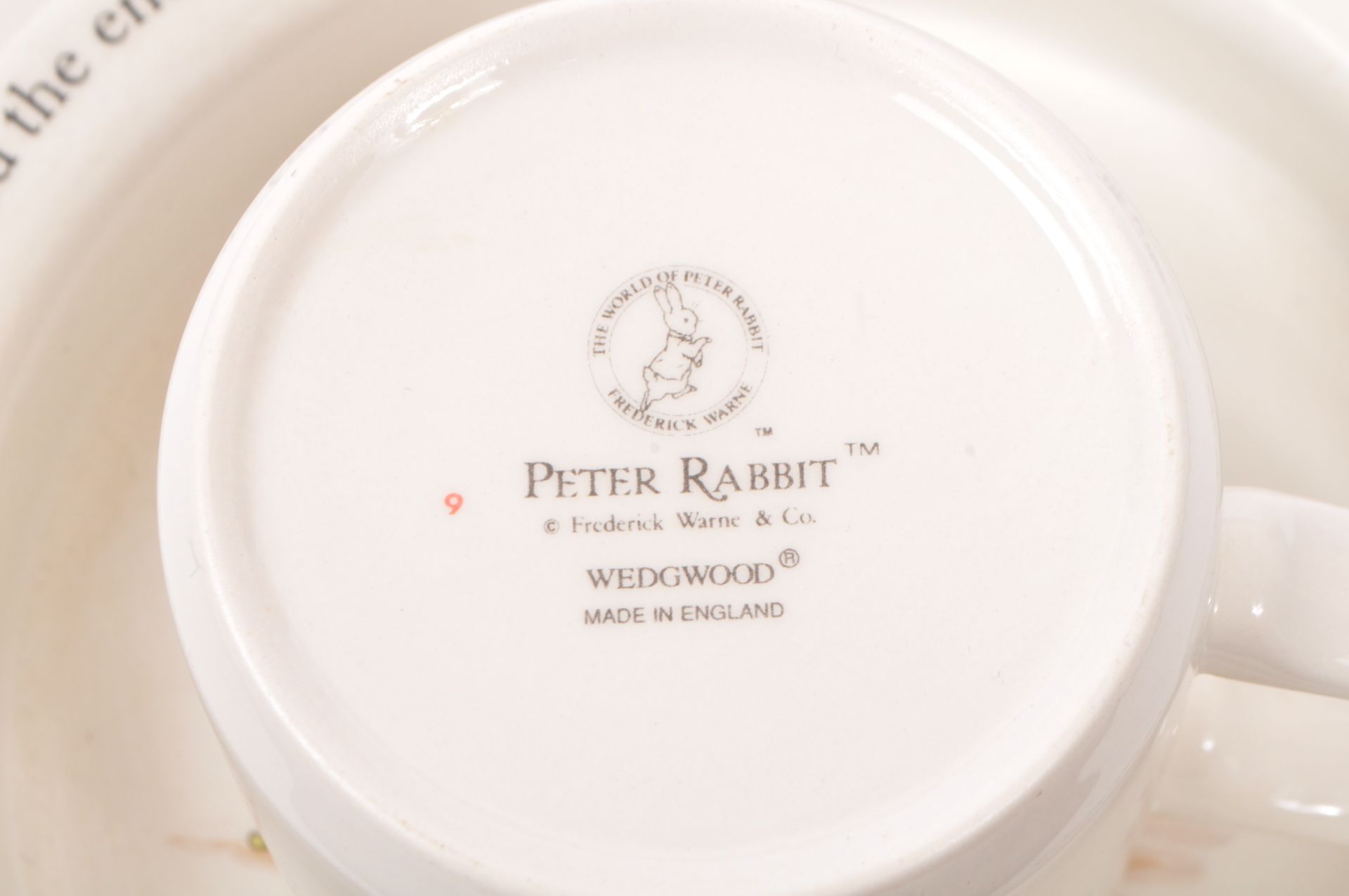 WEDGWOOD - COLLECTION OF PETER RABBIT CHINA PORCELAIN PLATES - Image 9 of 9