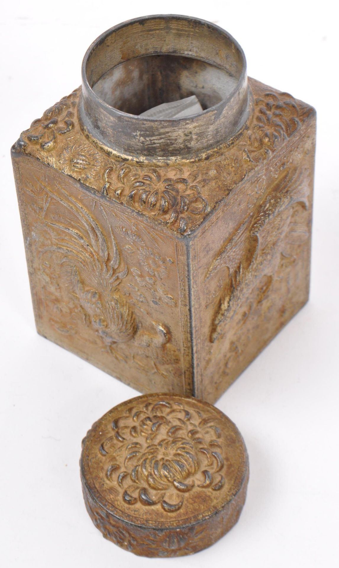 1920S CHINESE GILDED METAL TEA CADDY - BIRD VIGNETTES - Image 7 of 7