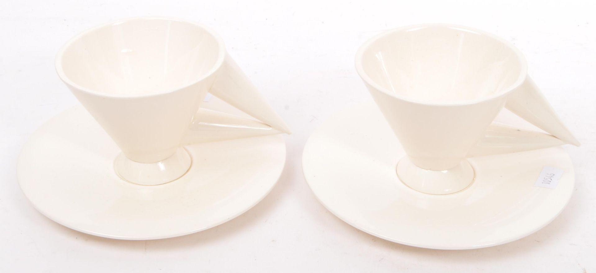 ART DECO INSPIRED WHITE CERAMIC TEA SET - Image 8 of 8