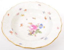 EARLY 20TH CENTURY PORCELAIN CABINET PLATE BY MEISSEN