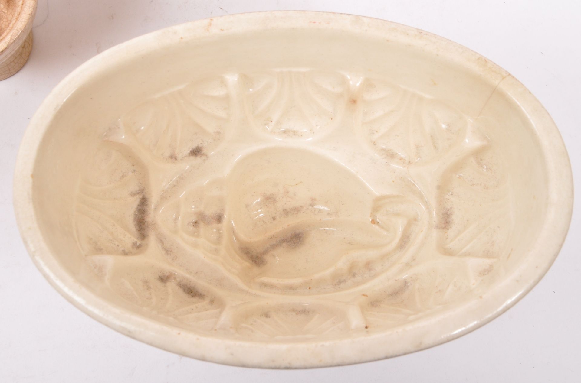 COLLECTION OF ASSORTED 19TH CENTURY & LATER GLAZED JELLY MOULDS - Image 4 of 5