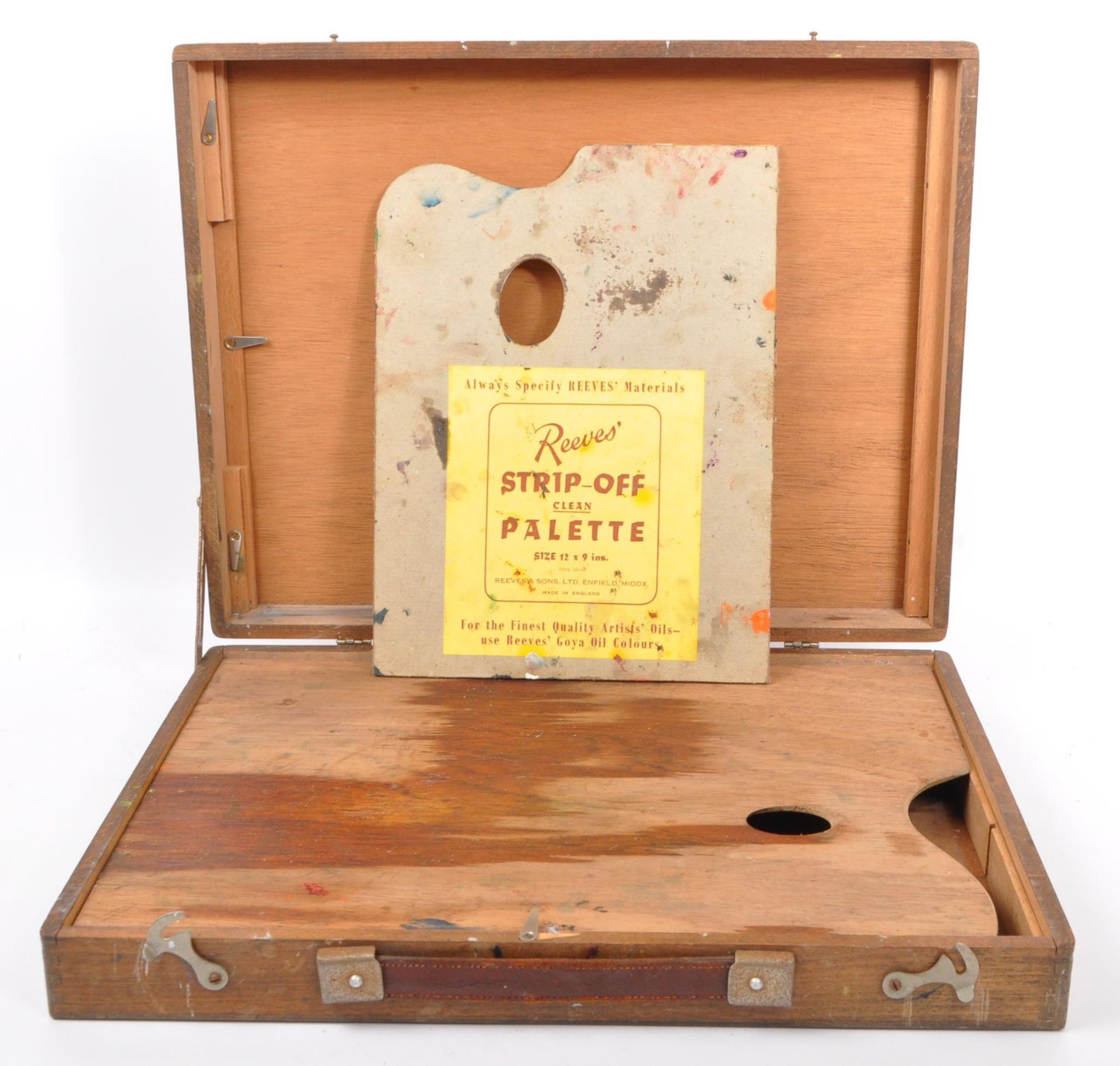 MID 20TH CENTURY ARTIST'S PAINTING PALETTE IN CARRY CASE