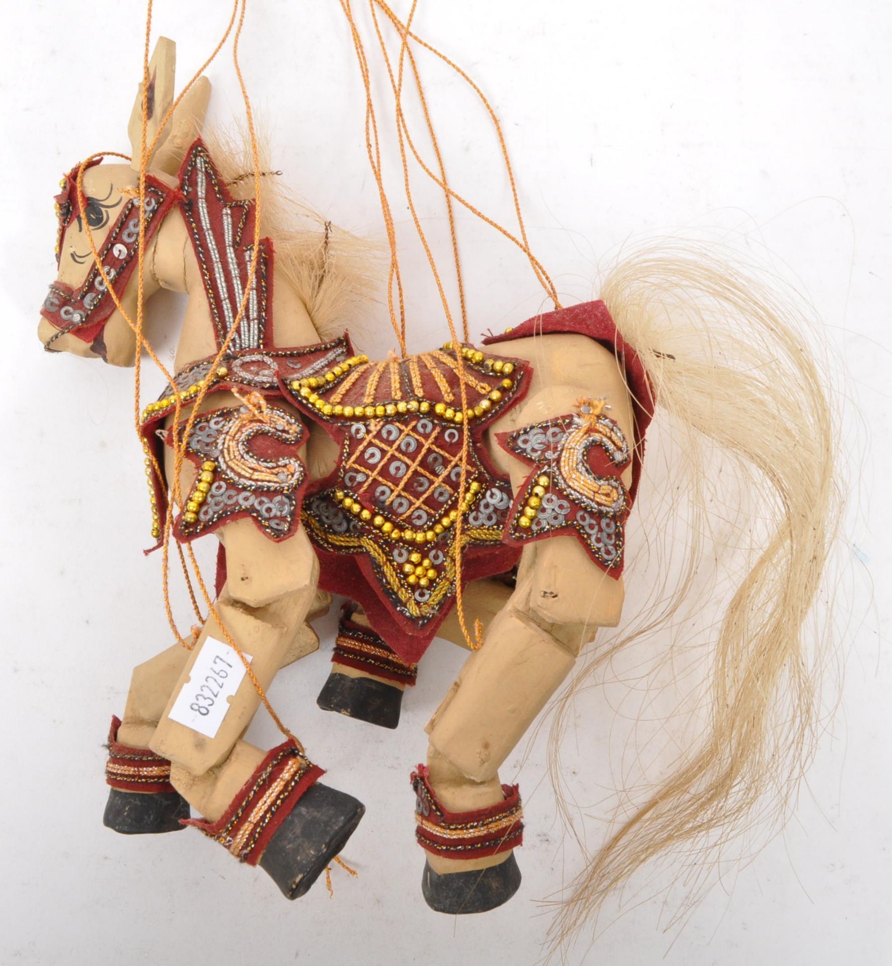 VINTAGE 20TH CENTURY GILT DECORATED HORSE PUPPET - Bild 3 aus 6