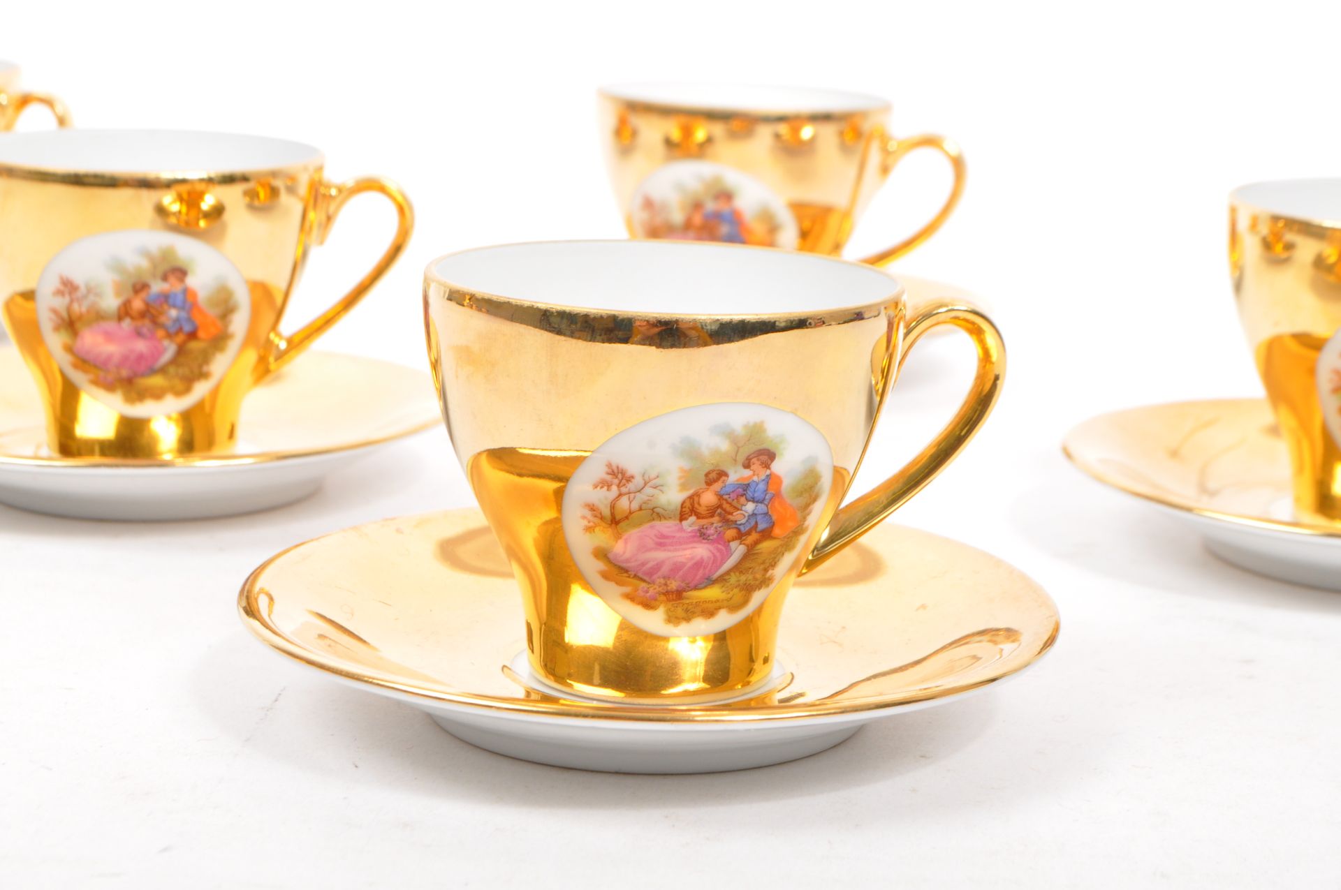 MID CENTURY RHEINPFALZ HARTPORZELLAN GILT TEA SERVICE - Image 6 of 7