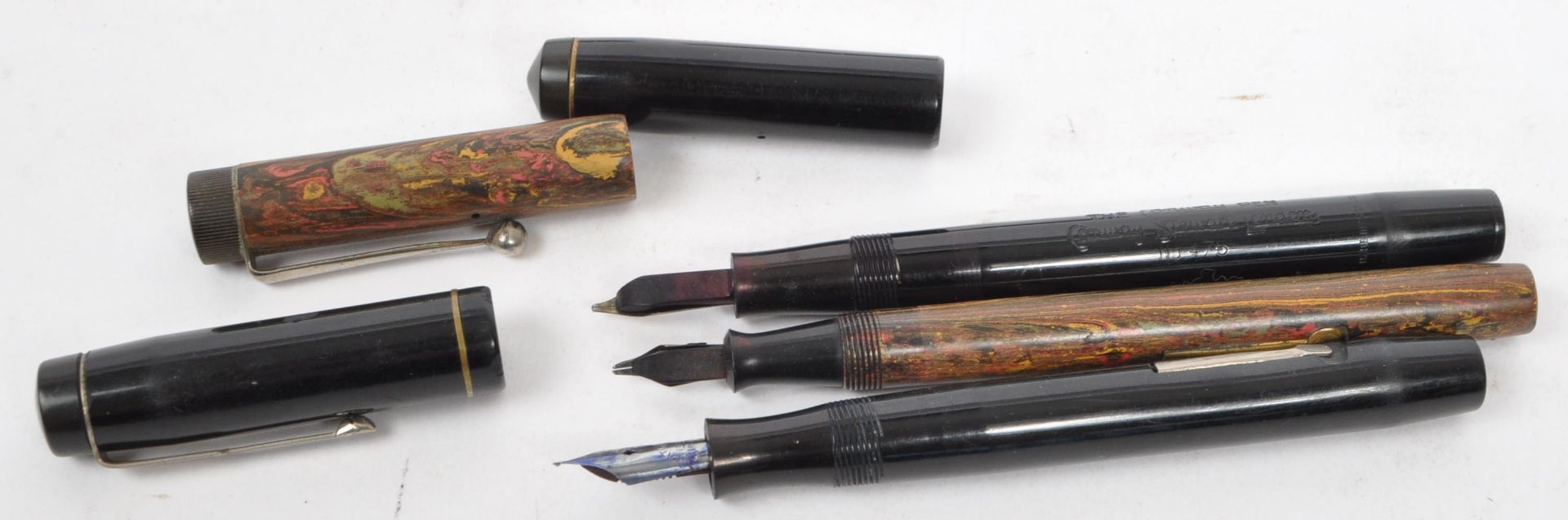 COLLECTION OF VINTAGE 20TH CENTURY WRITING FOUNTAIN PENS - Image 2 of 8