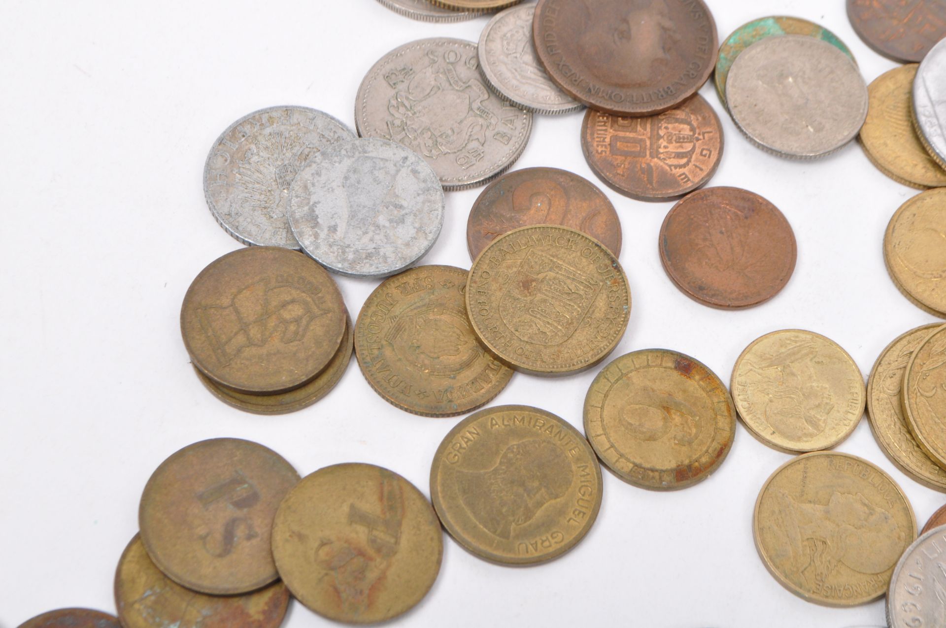 LARGE COLLECTION OF 20TH CENTURY UK & FOREIGN COINS - Image 9 of 18