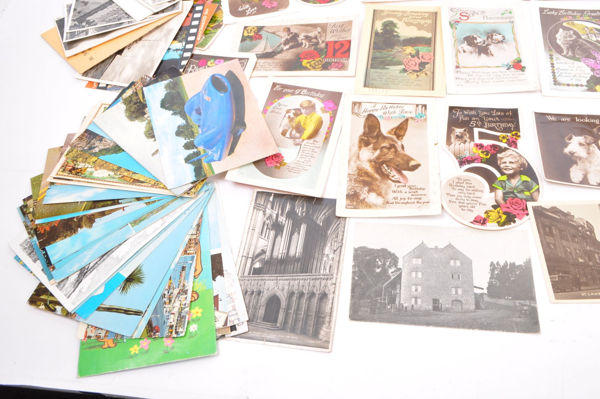 COLLECTION OF EDWARDIAN & LATER POSTCARDS - HAND COLOURED - Bild 11 aus 12