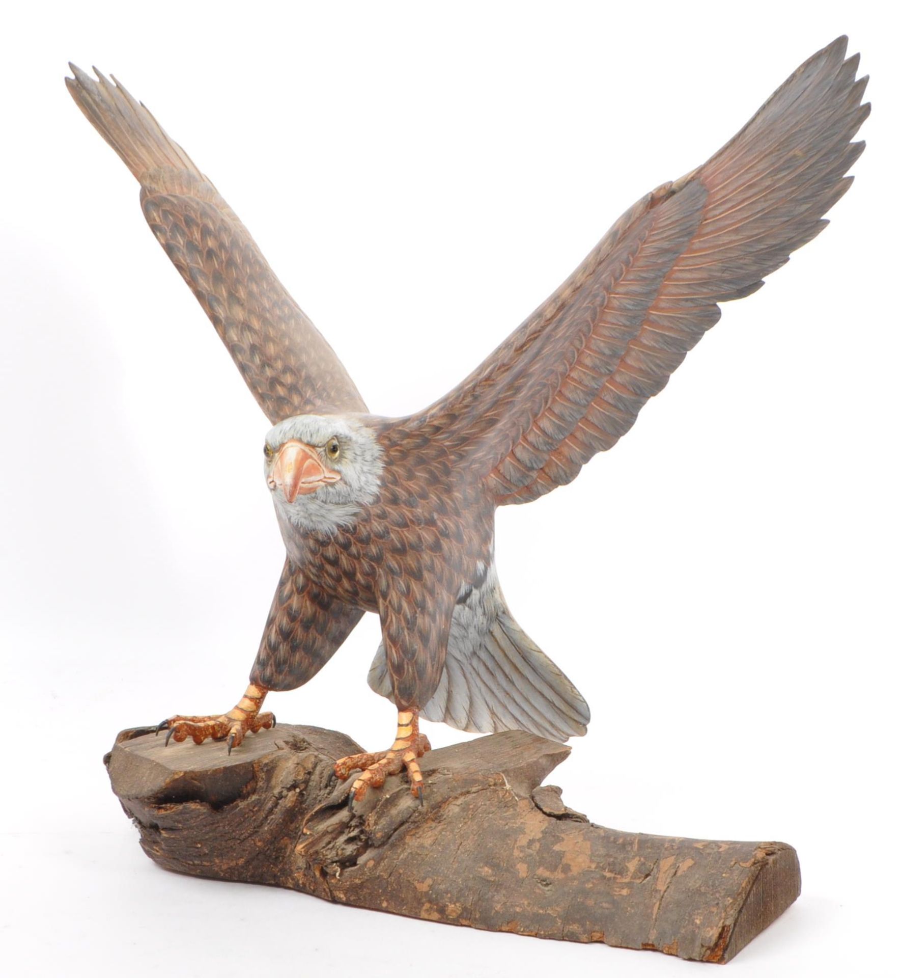 VINTAGE 20TH CENTURY CARVED WOOD EAGLE SCULPTURE