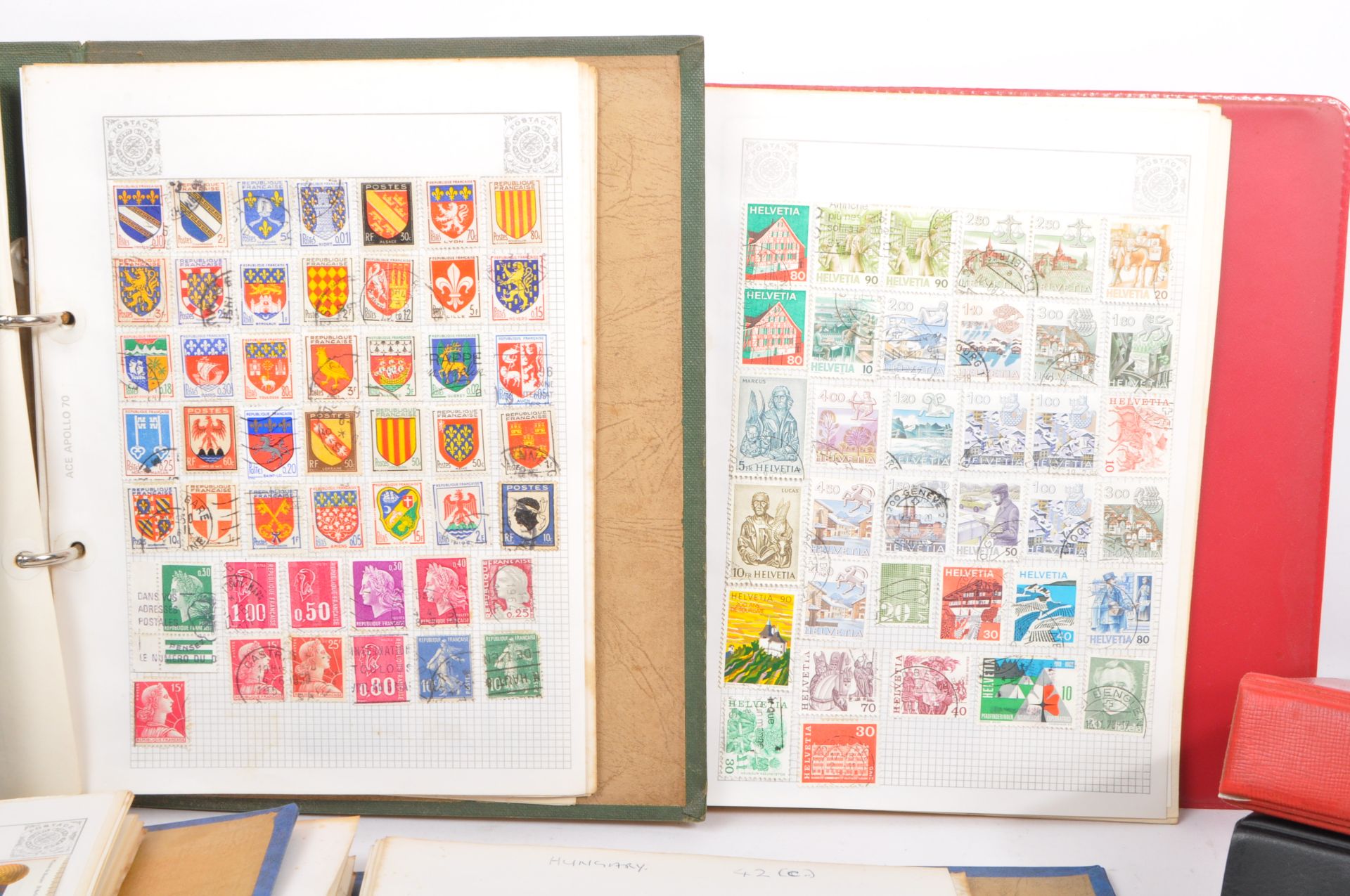 LARGE COLLECTION OF FOREIGN AND UK STAMPS IN ALBUMS - Image 4 of 7