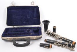 VINTAGE ARTLEY 17S CLARINET IN ORIGINAL CARRYING CASE