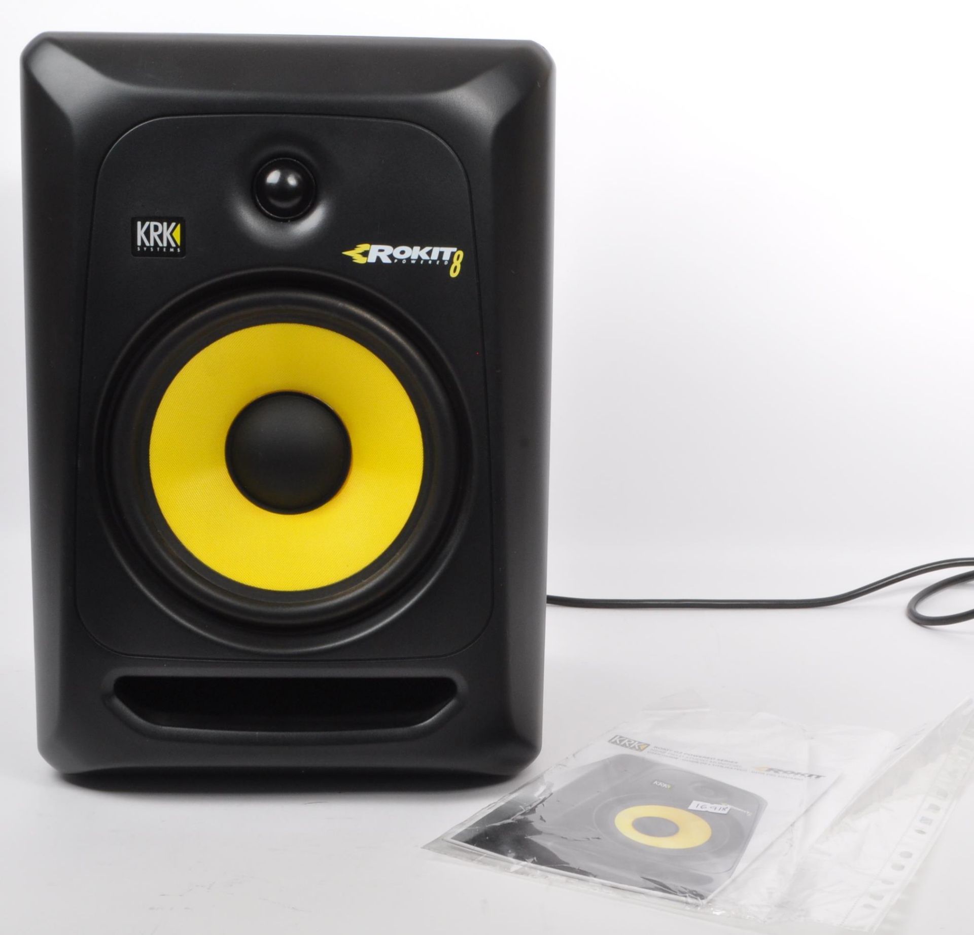 KRK ROKIT RP6 POWERED STUDIO MONITOR SPEAKER