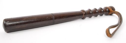 19TH CENTURY VICTORIAN RIBBED GRIP TRUNCHEON
