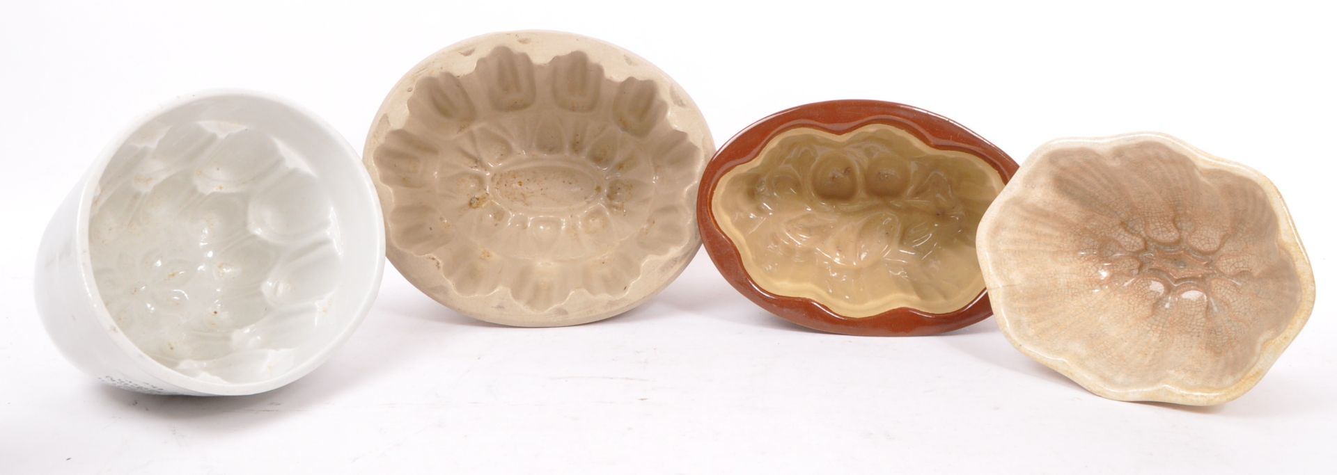 COLLECTION OF ASSORTED 19TH CENTURY & LATER GLAZED JELLY MOULDS - Image 5 of 5