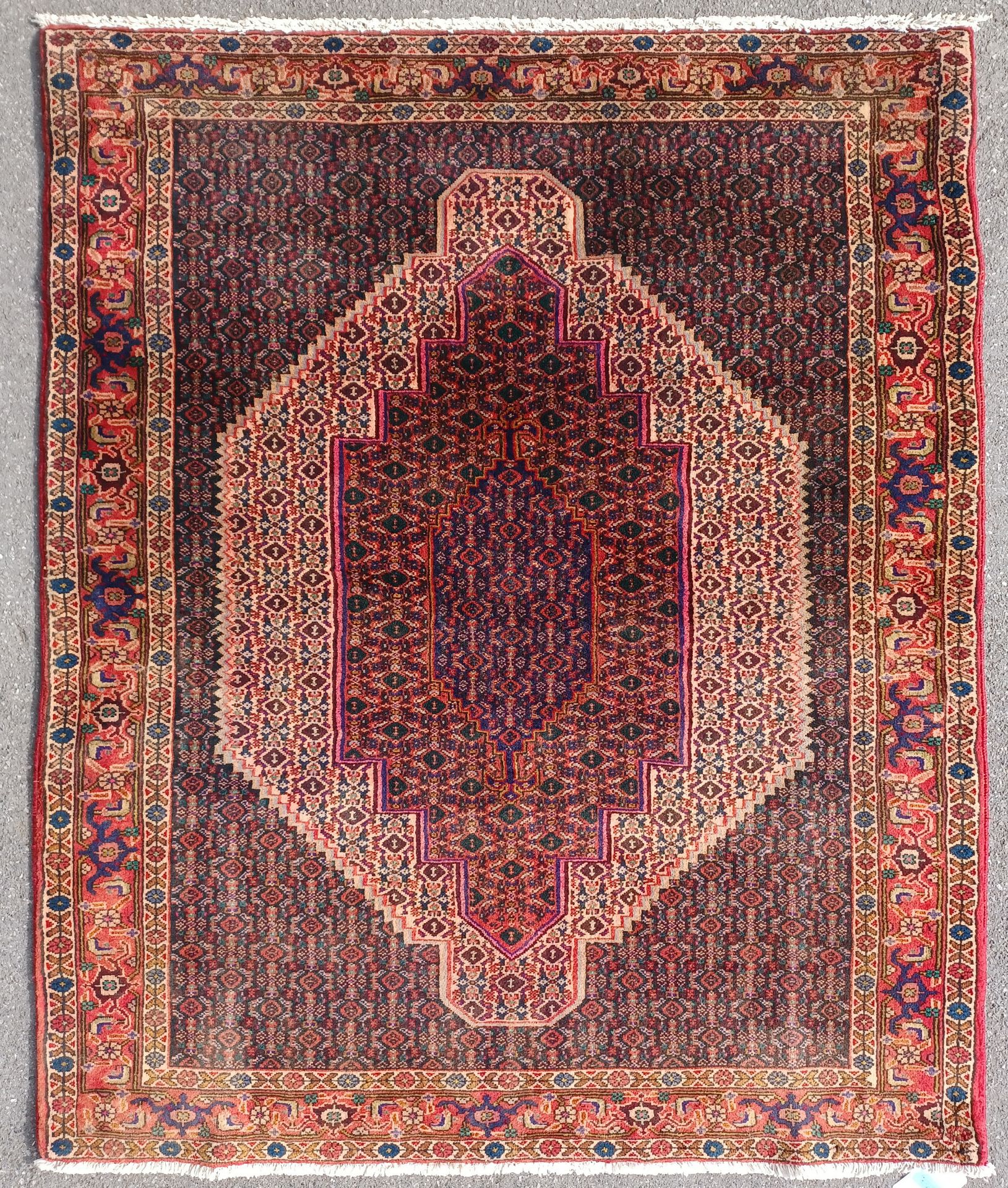 VINTAGE 20TH CENTIRTY PERSIAN SENNEH FLOOR RUG