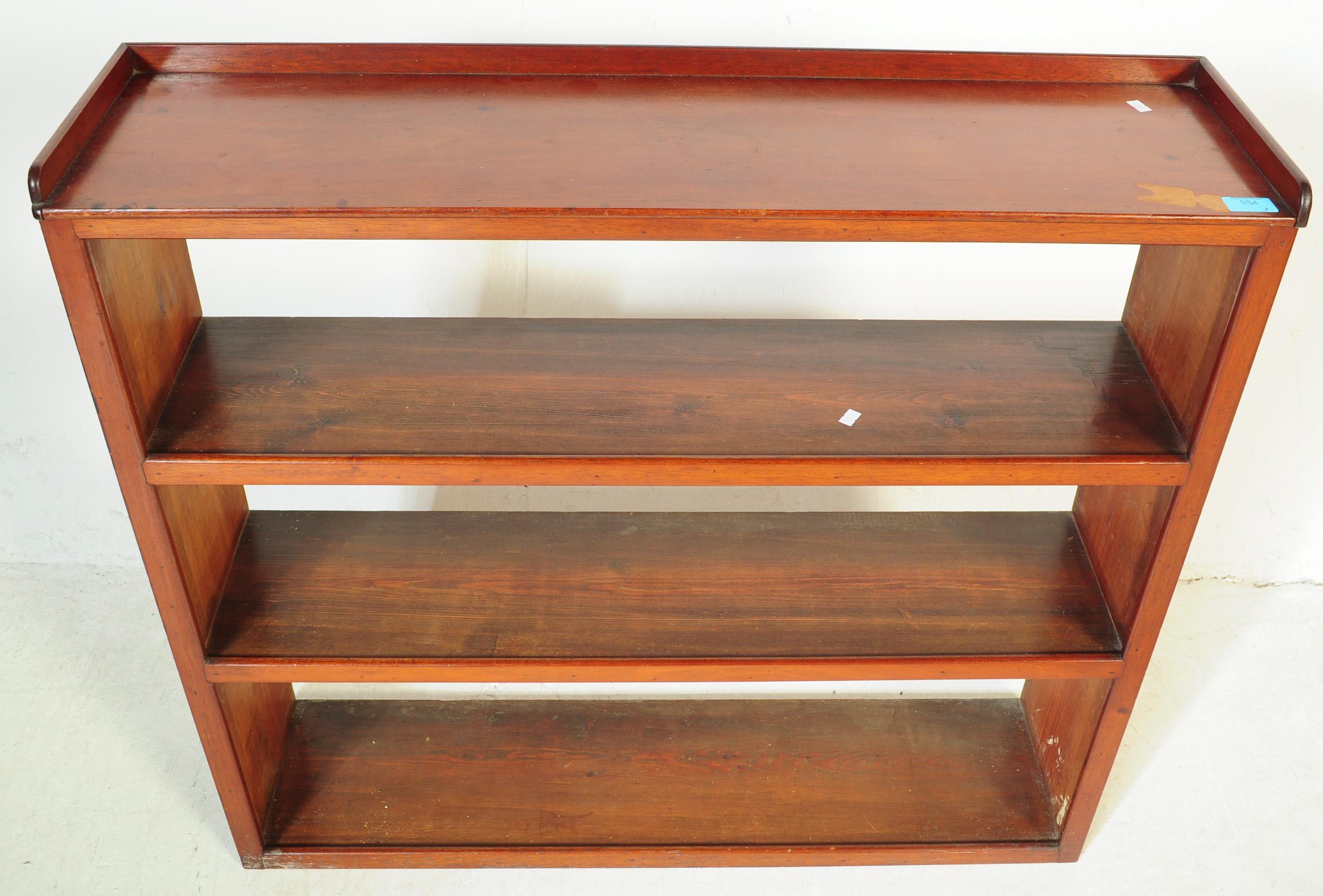 VINTAGE 20TH CENTURY MAHOGANY OPEN FACE BOOKCASE - Image 4 of 5