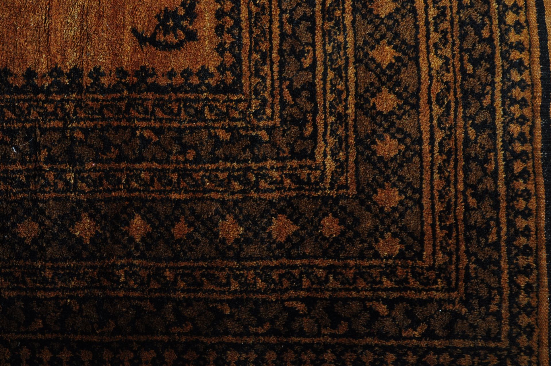 VINTAGE 20TH CENTURY PERSIAN ISLAMIC CARPET FLOOR RUG - Image 3 of 4