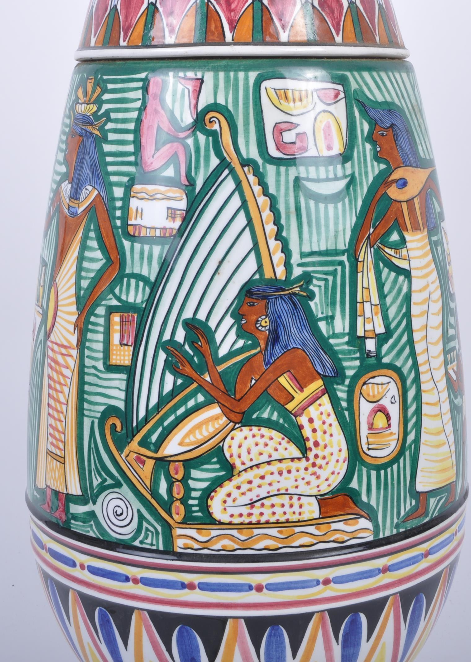 VINTAGE 20TH CENTURY EGYPTIAN INSPIRED TABLE LAMP - Image 6 of 9