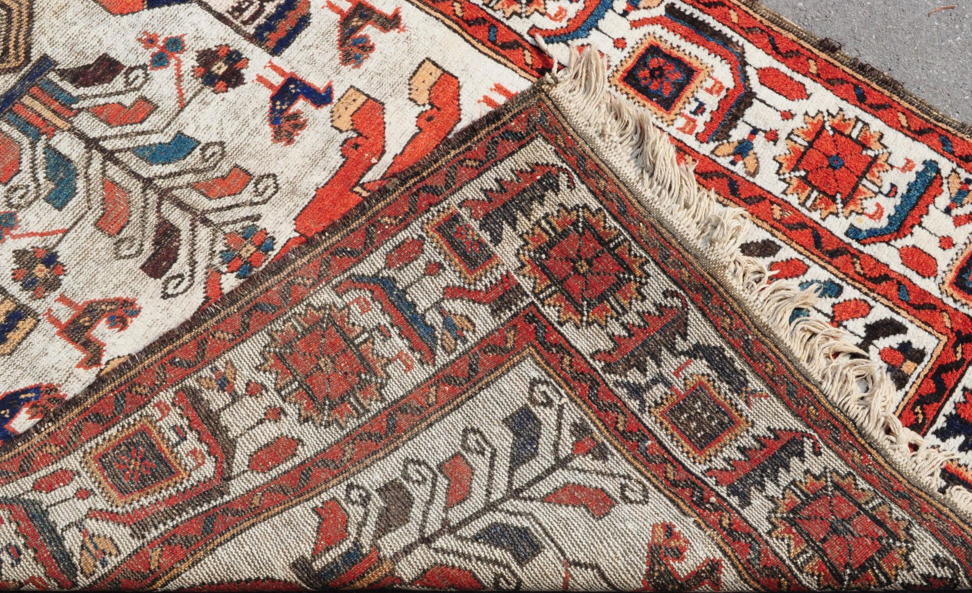 19TH CENTURY NORTH PERISAN BALUSH RUG - - Image 5 of 5