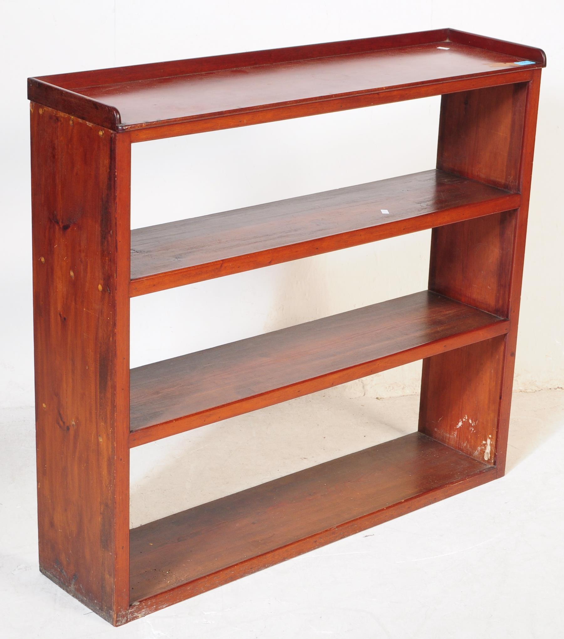 VINTAGE 20TH CENTURY MAHOGANY OPEN FACE BOOKCASE - Image 2 of 5