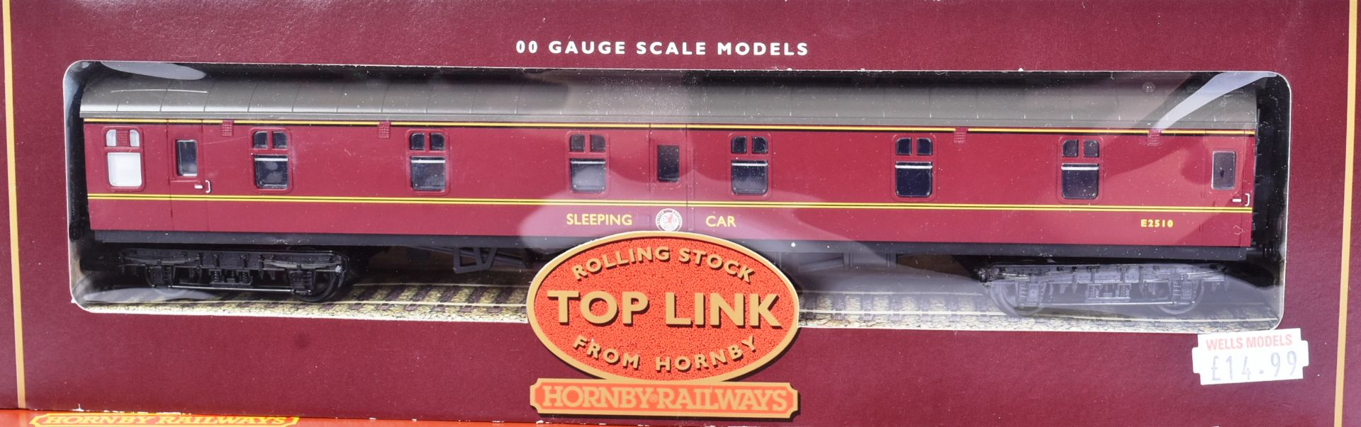 MODEL RAILWAY - COLLECTION OF HORNBY OO GAUGE CARRIAGES - Image 5 of 6