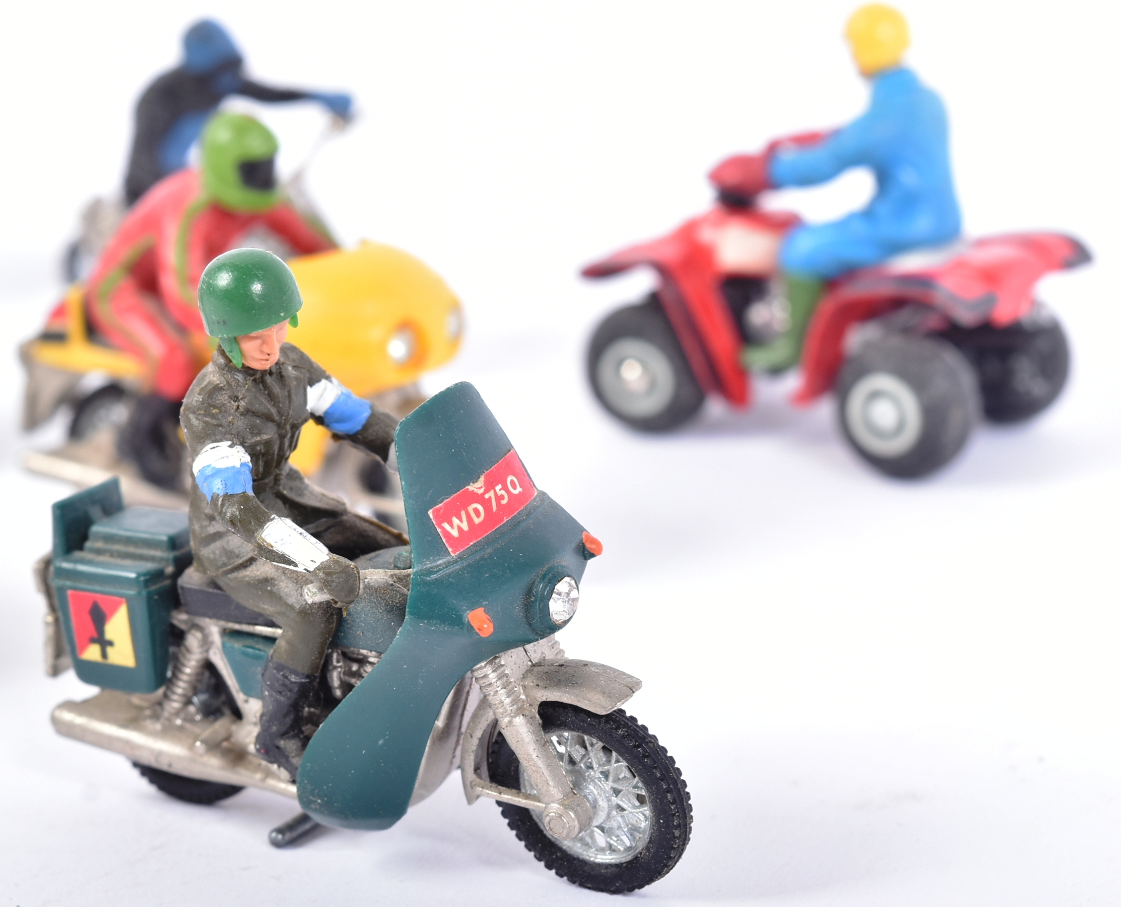 COLLECTION OF VINTAGE BRITAINS MOTORCYCLES - Image 5 of 5