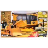 LARGE SCALE ERTL RC RADIO CONTROL JOHN DEERE BULLDOZER