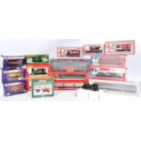 COLLECTION OF ASSORTED OO GAUGE MODEL RAILWAY LOCOMOTIVES WAGONS AND COACHES