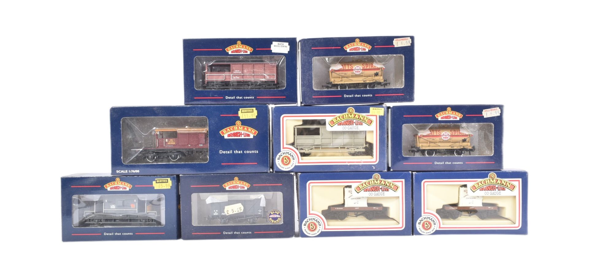 COLLECTION OF BACHMANN BRANCH-LINE OO GAUGE MODEL RAILWAY ROLLING STOCK