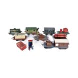 COLLECTION OF ASSORTED HORNBY O GAUGE MODEL RAILWAY TRAINSET ROLLING STOCK