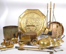 LARGE COLLECTION OF 19TH AND 20TH CENTURY BRASS ITEMS