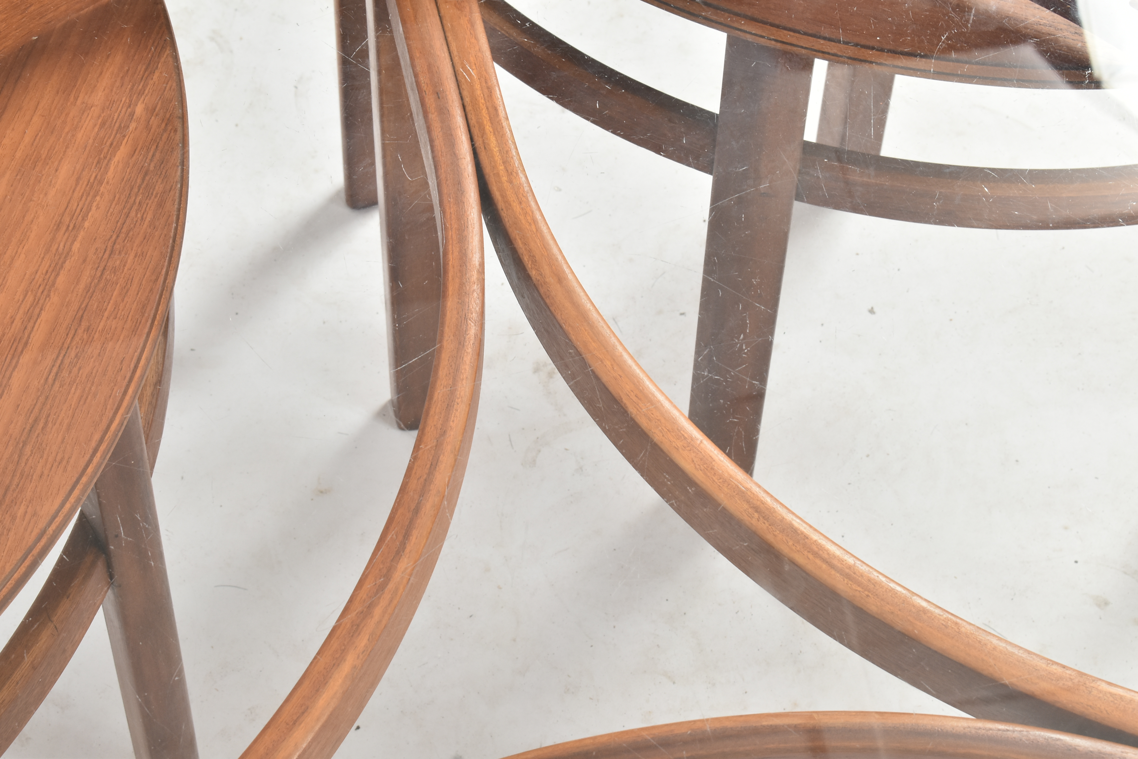 NATHAN - CIRCLES TEAK TRINITY NEST / COFFEE TABLE - Image 7 of 11