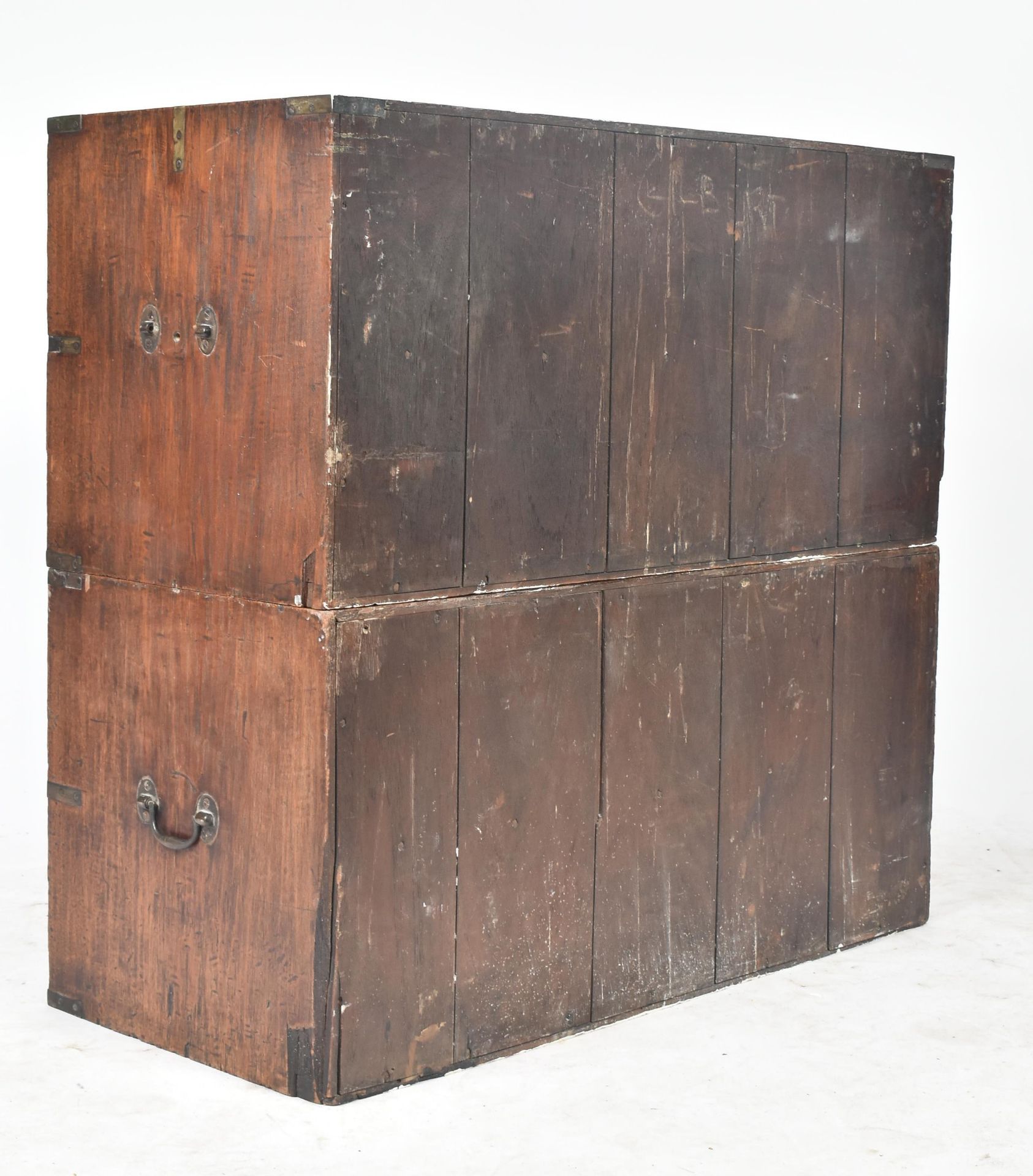 19TH CENTURY TWIN SECTION CAMPAIGN CHEST OF DRAWERS - Bild 7 aus 7