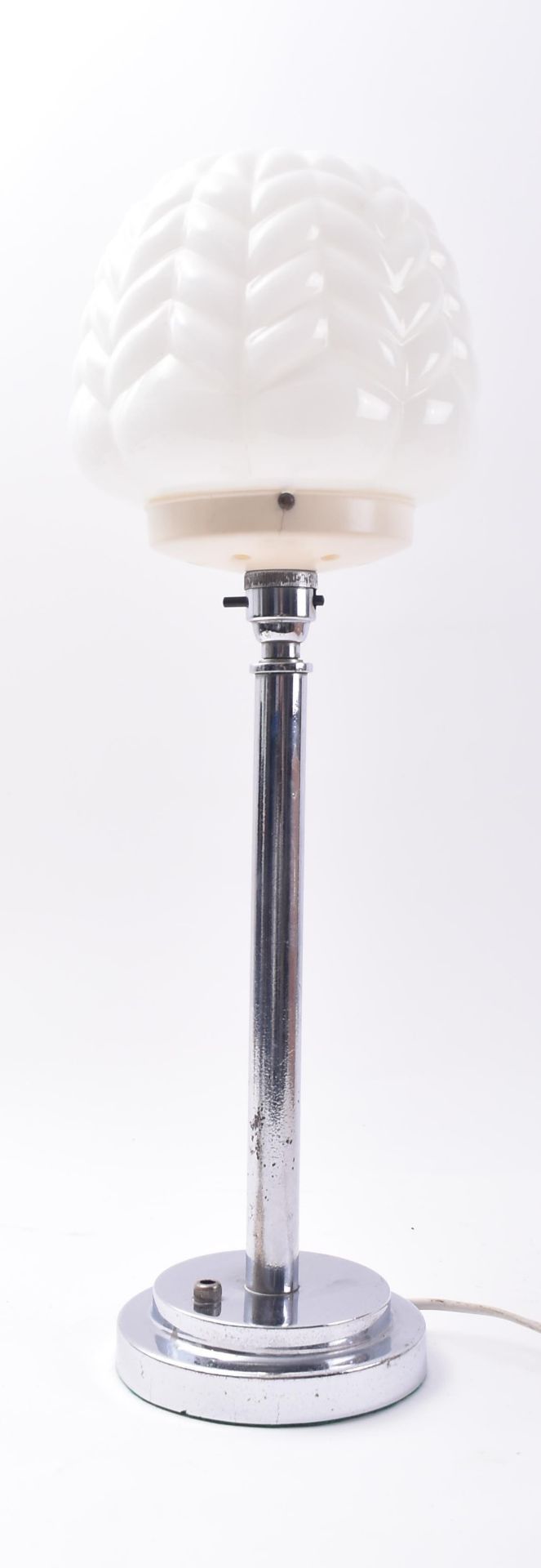 VINTAGE 20TH CENTURY ART DECO CHROME TABLE LAMP