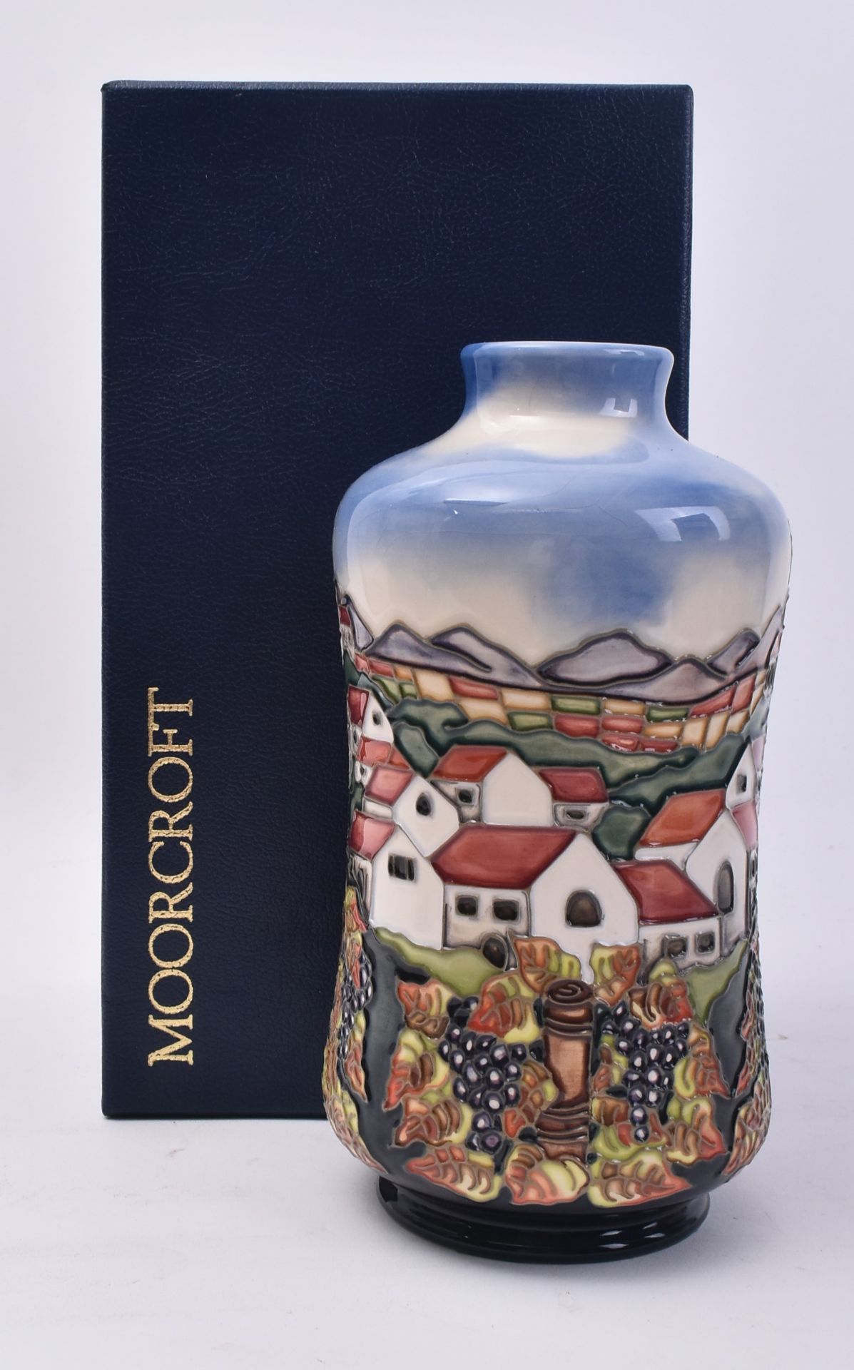 MOORCROFT POTTERY - ANDALUSIA - 1998 B. A. WILKES VASE - Image 5 of 5