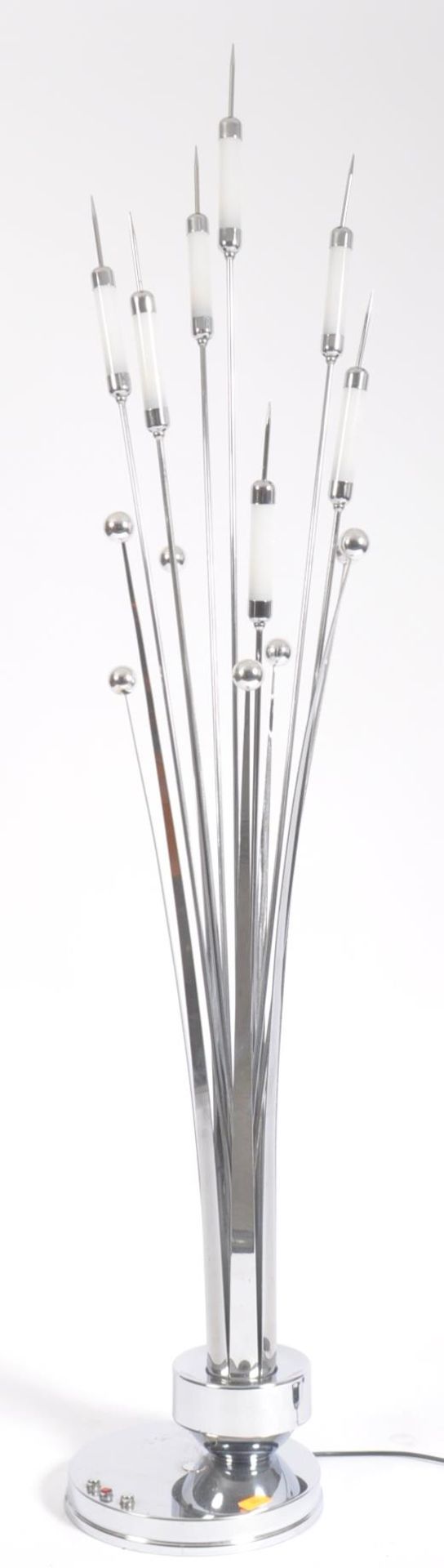 RETRO 1970s CHROME METAL 7-LIGHT FLOOR LAMP