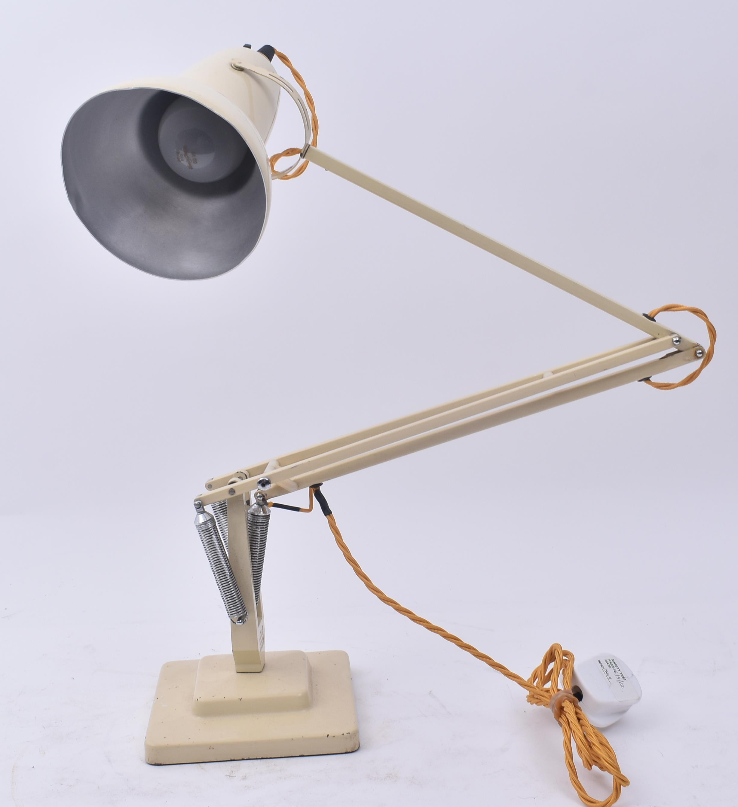 HERBERT TERRY - MODEL 1227 - EARLY 20TH CENTURY LAMP
