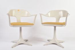 EMU - PAIR OF 1970s SWIVEL ARMCHAIRS / CARVER CHAIRS