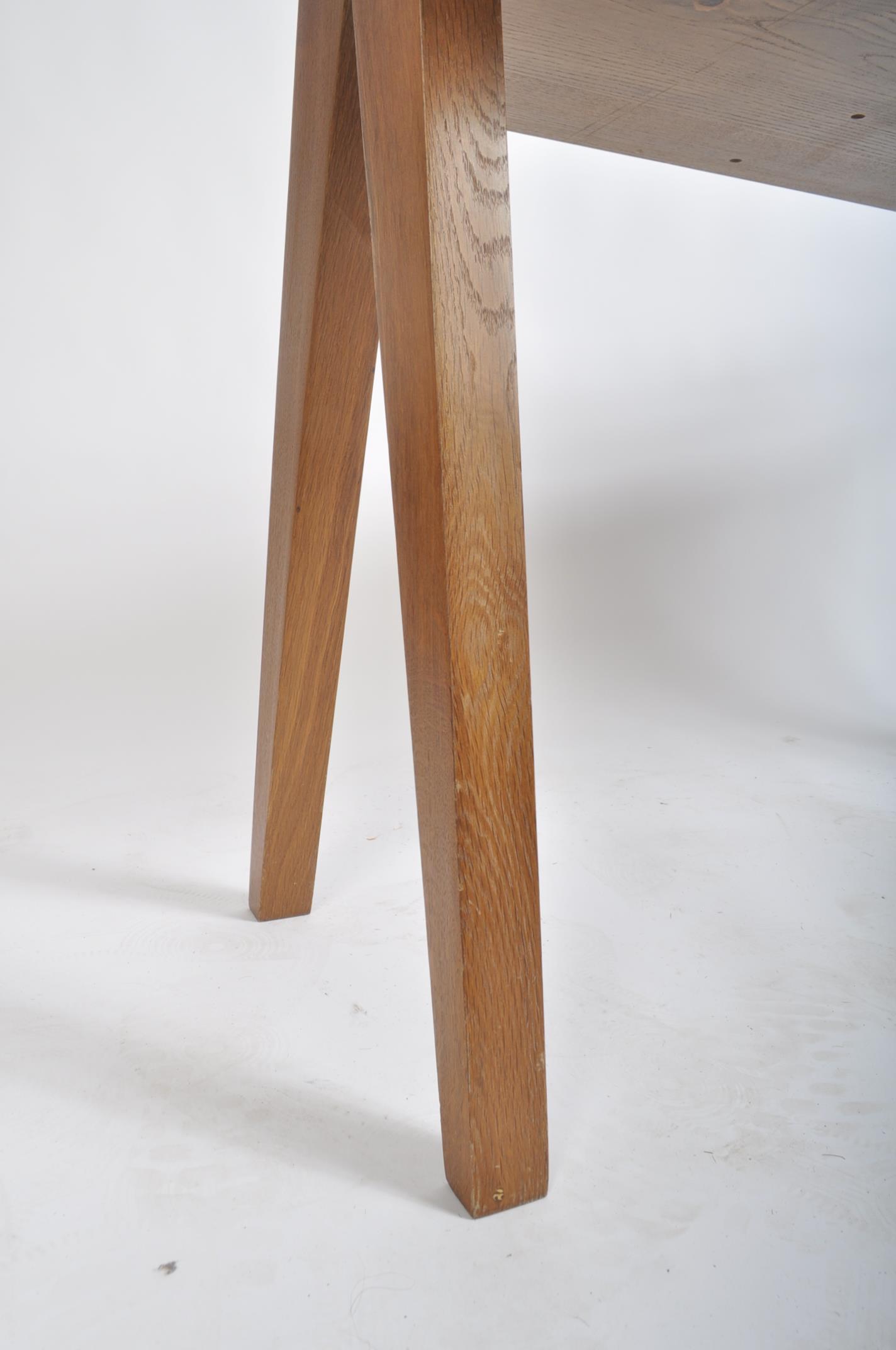 BRITISH MODERN DESIGN - CONTEMPORARY WALNUT CONSOLE TABLE - Image 4 of 6