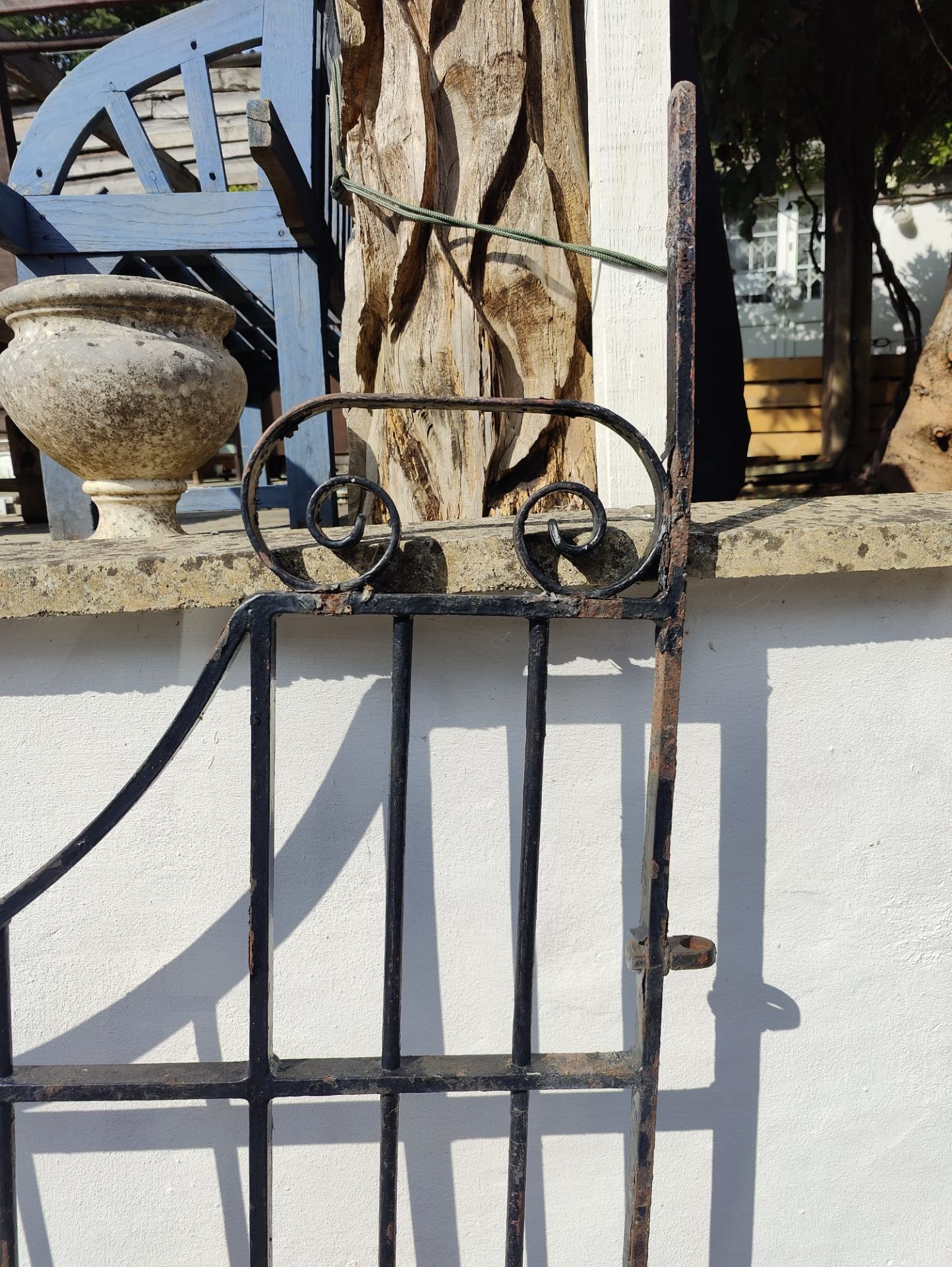 PAIR OF LARGE 20TH CENTURY WROUGHT IRON GATES - Image 3 of 10