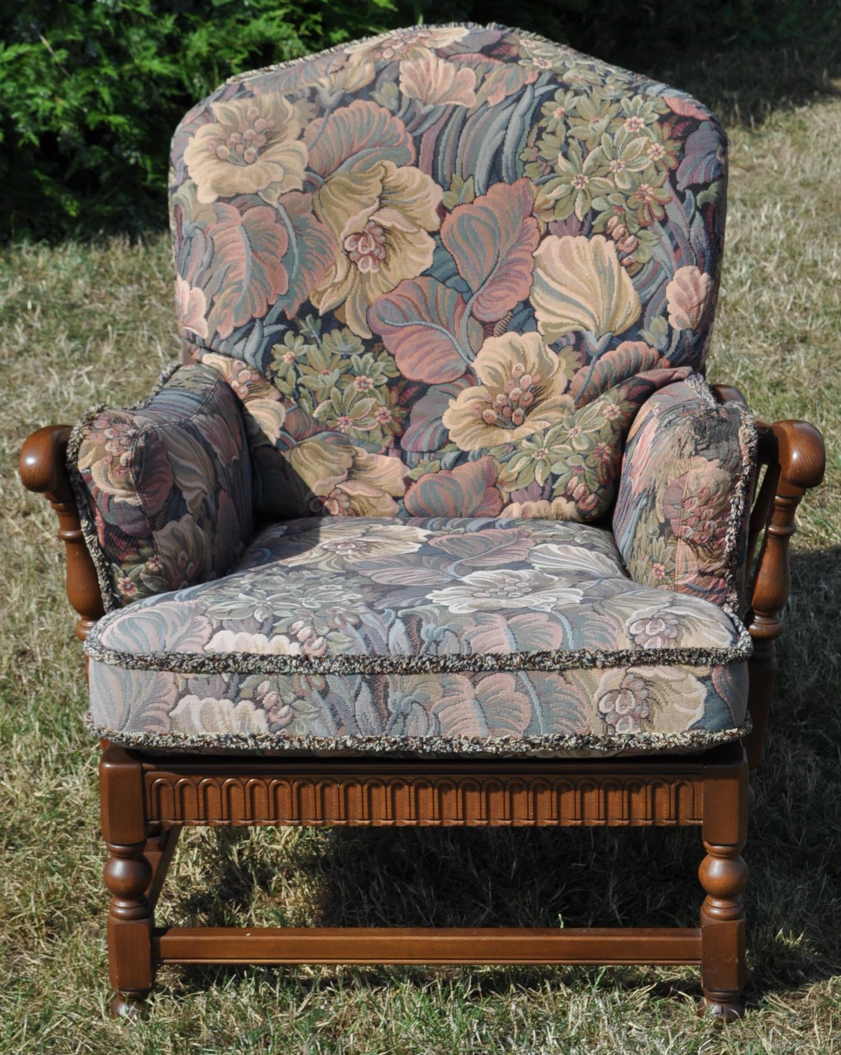 ERCOL FURNITURE - ERCOL OLD COLONIAL PAIR ARMCHAIRS - Image 4 of 5