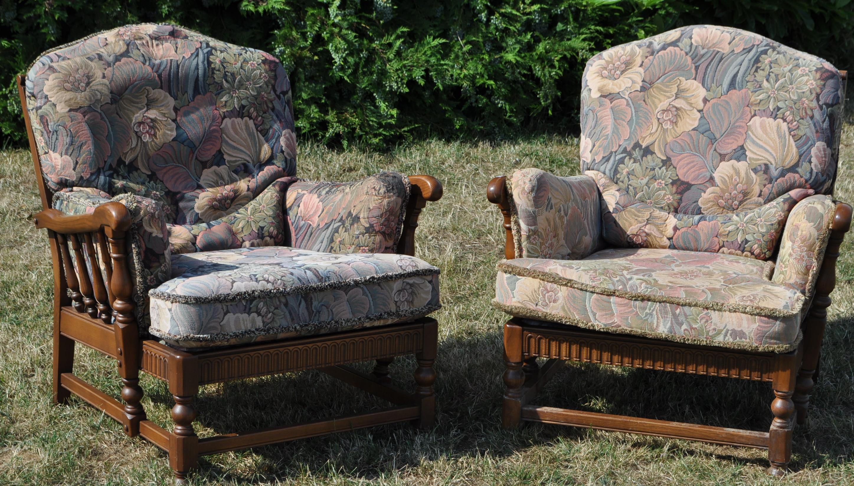 ERCOL FURNITURE - ERCOL OLD COLONIAL PAIR ARMCHAIRS - Image 2 of 5