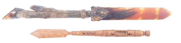 TAXIDERMY INTEREST - TWO EARLY 20TH CENTURY LETTER OPENERS