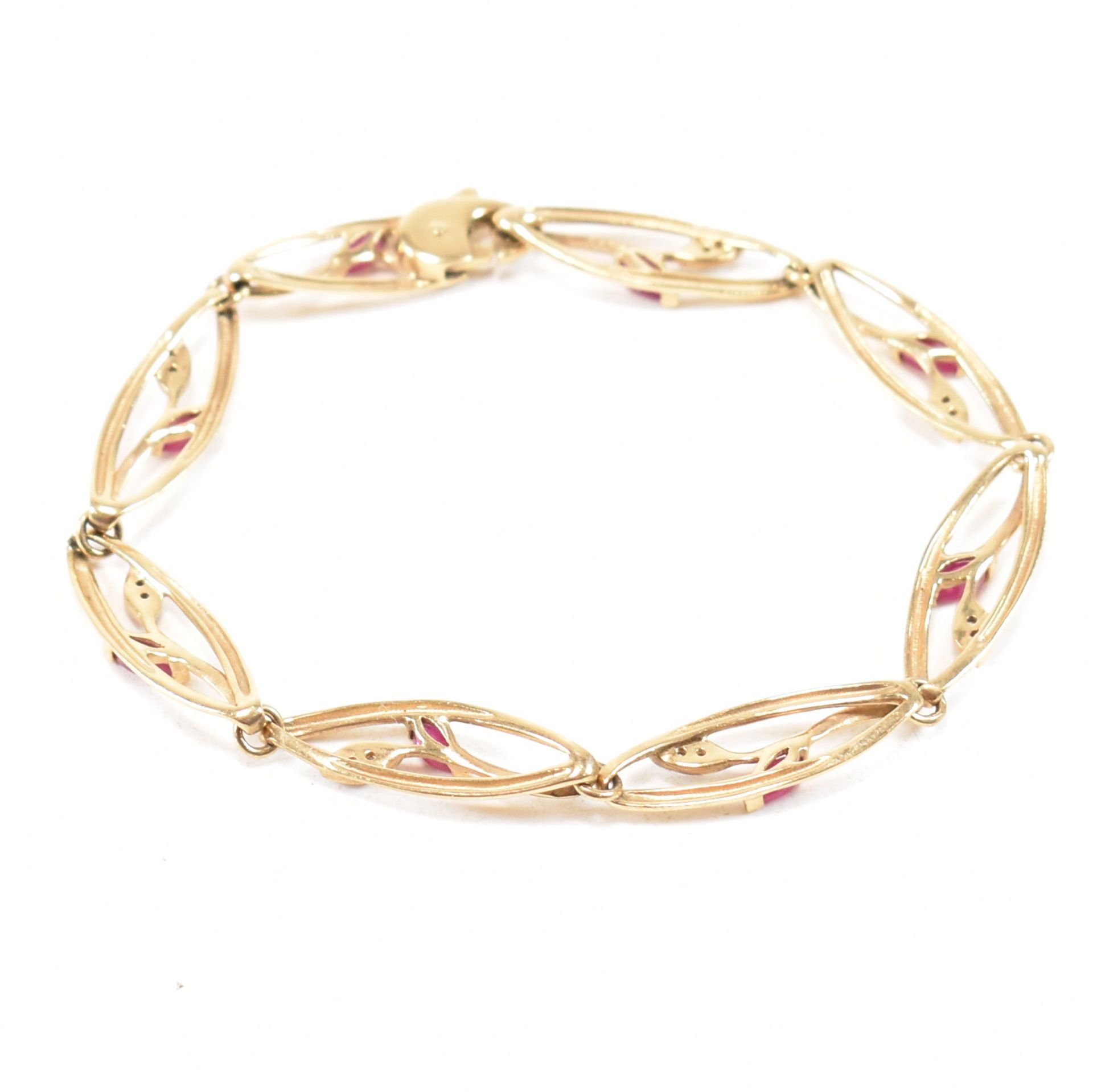 VINTAGE 9CT GOLD RUBY & DIAMOND CHAIN BRACELET - Image 2 of 8