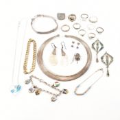 COLLECTION OF ASSORTED SILVER & WHITE METAL JEWELLERY