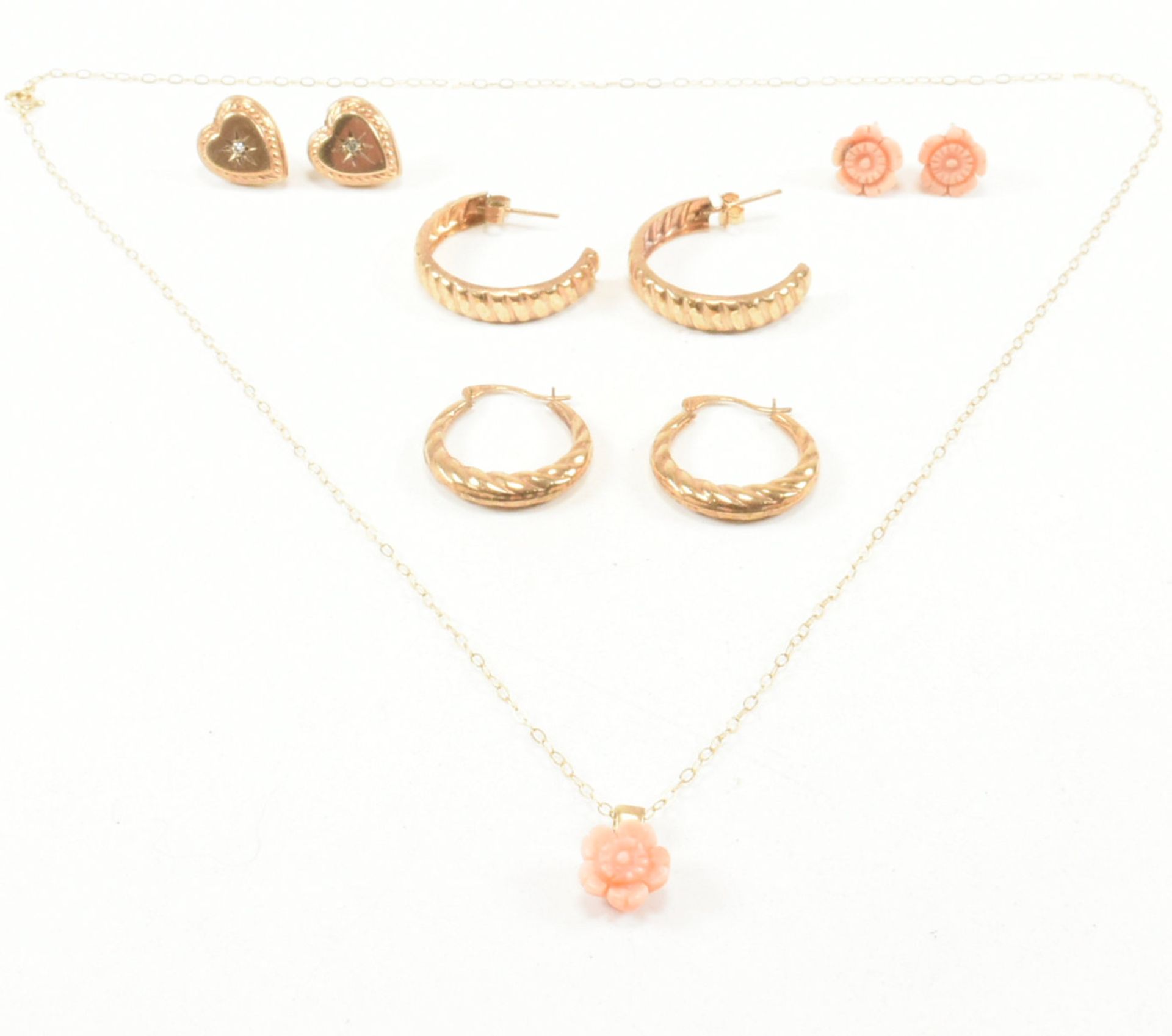 FOUR PAIRS OF 9CT GOLD EARRINGS & A 9CT GOLD PENDANT NECKLACE - Image 2 of 8