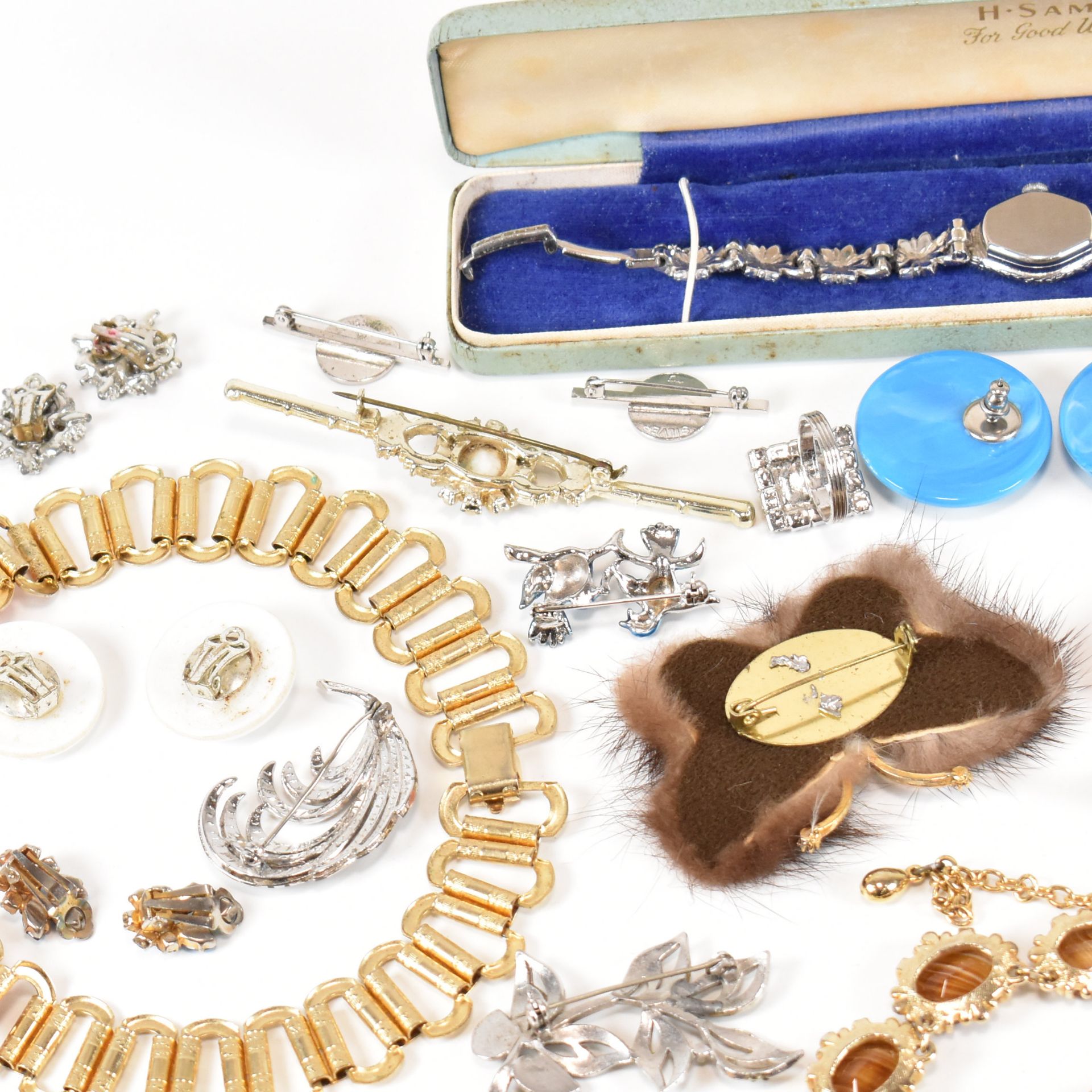 COLLECTION OF ASSORTED COSTUME JEWELLERY - Image 16 of 16